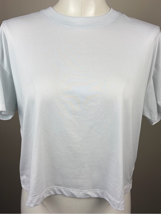 Vuori Tops - Vuori Women's Energy Short Sleeve Crew Tee in White